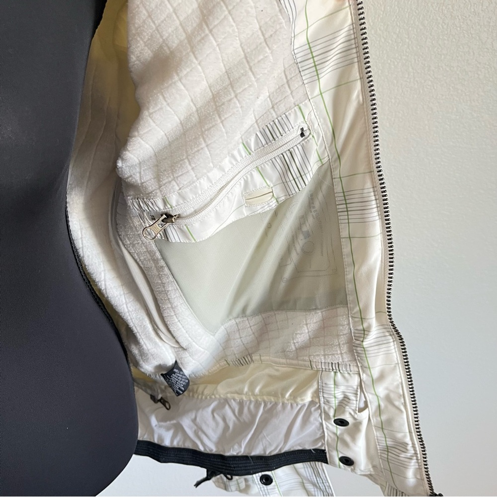 Vintage 90s Empyre White and Green Patterned Snowboarding Jacket Sz L 10,000 MM - Picture 7 of 12